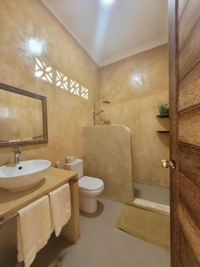 Siri Beach Lodge Нунгви Екстериор снимка