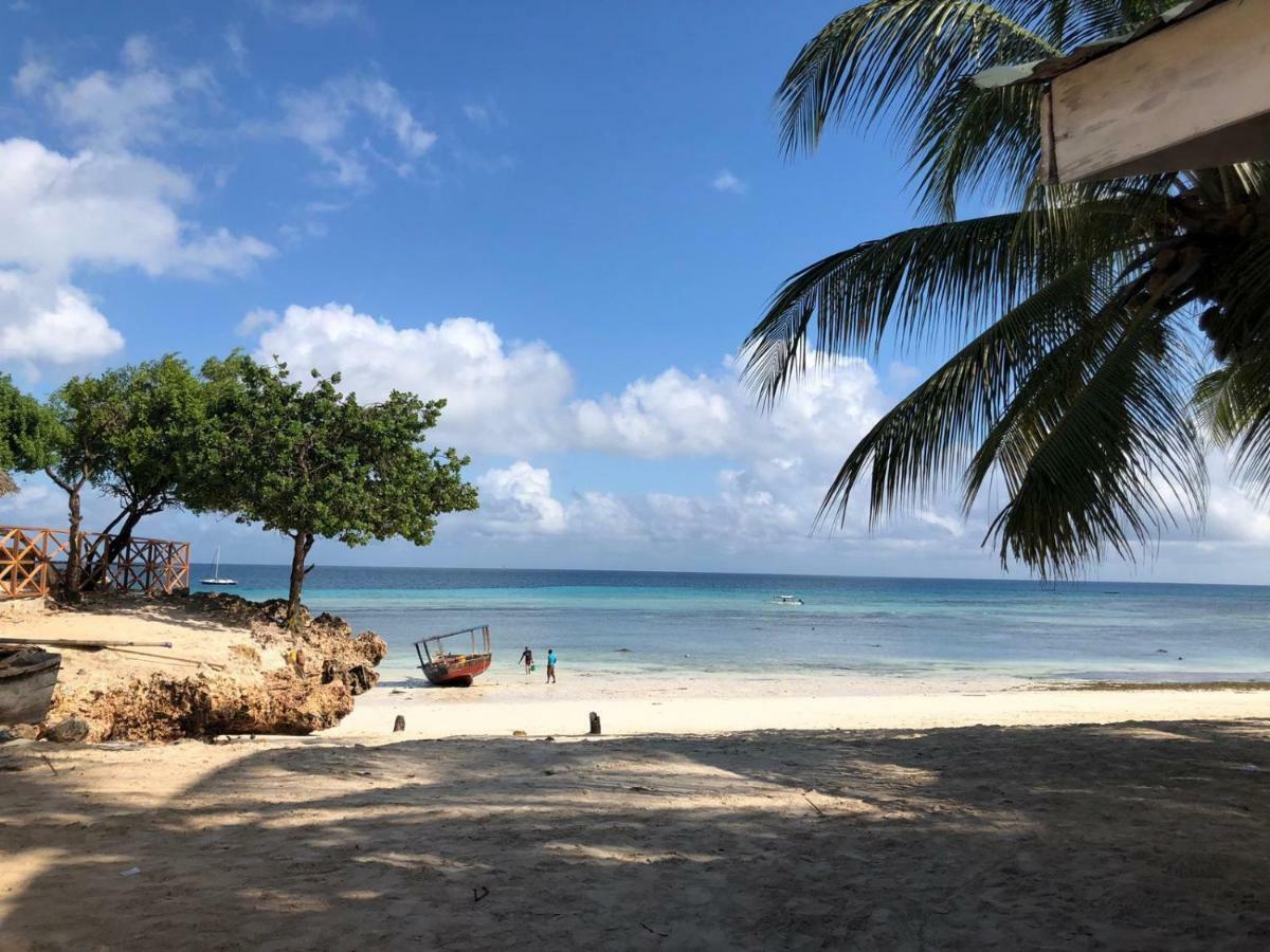 Siri Beach Lodge Нунгви Екстериор снимка
